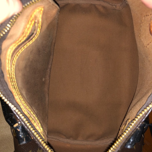 Authentic Louis Vuitton speedy 25 - Picture 3 of 14